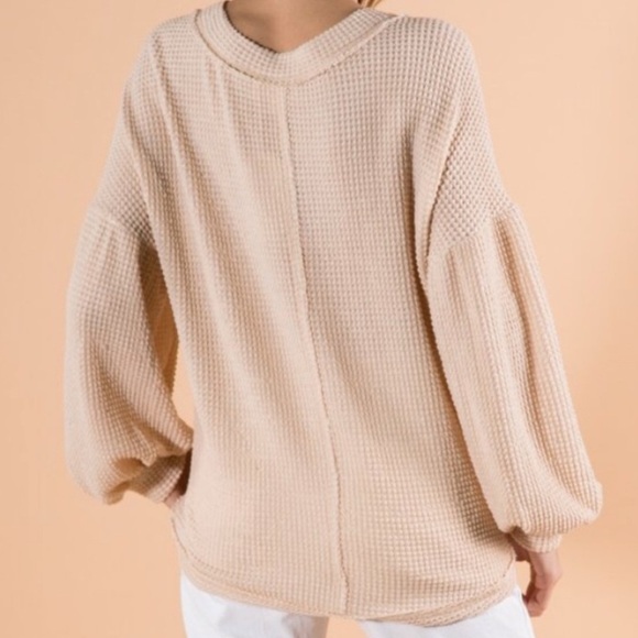 LOVERICHE V-NECK WAFFLE BALLOON SLEEVE KNIT TOP Beige Cream Womens Small - Picture 2 of 9